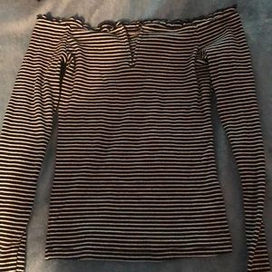 Long sleeve fitted shirt